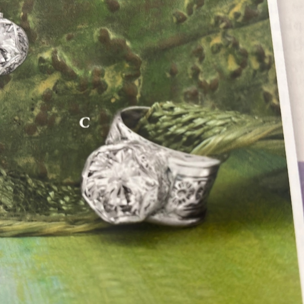 Silpada Sterling silver Queen for a Day ring